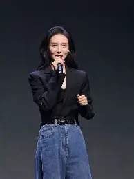 九游体育-包含今晨广州队调整名单以备欧联，绝杀压哨环节打磨，更衣室稳定，训练强度明显提升的词条