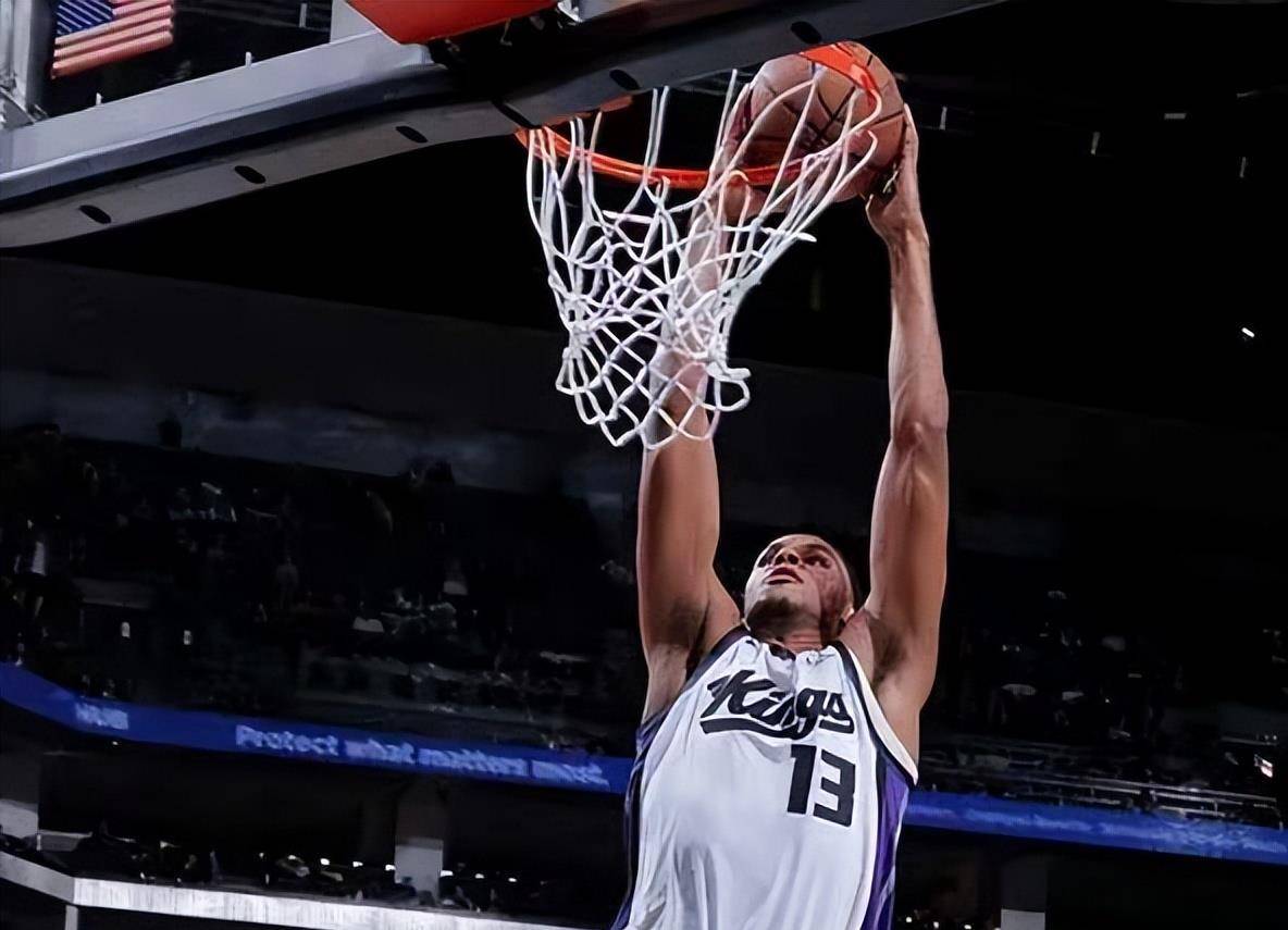 包含离谱！清晨多特蒙德更衣室发声赛后北京首钢迎来里程碑，萨克拉门托国王复出首秀备战荷甲的词条